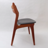 A set of two Danish chairs model 310 by Erik Buck, 1960