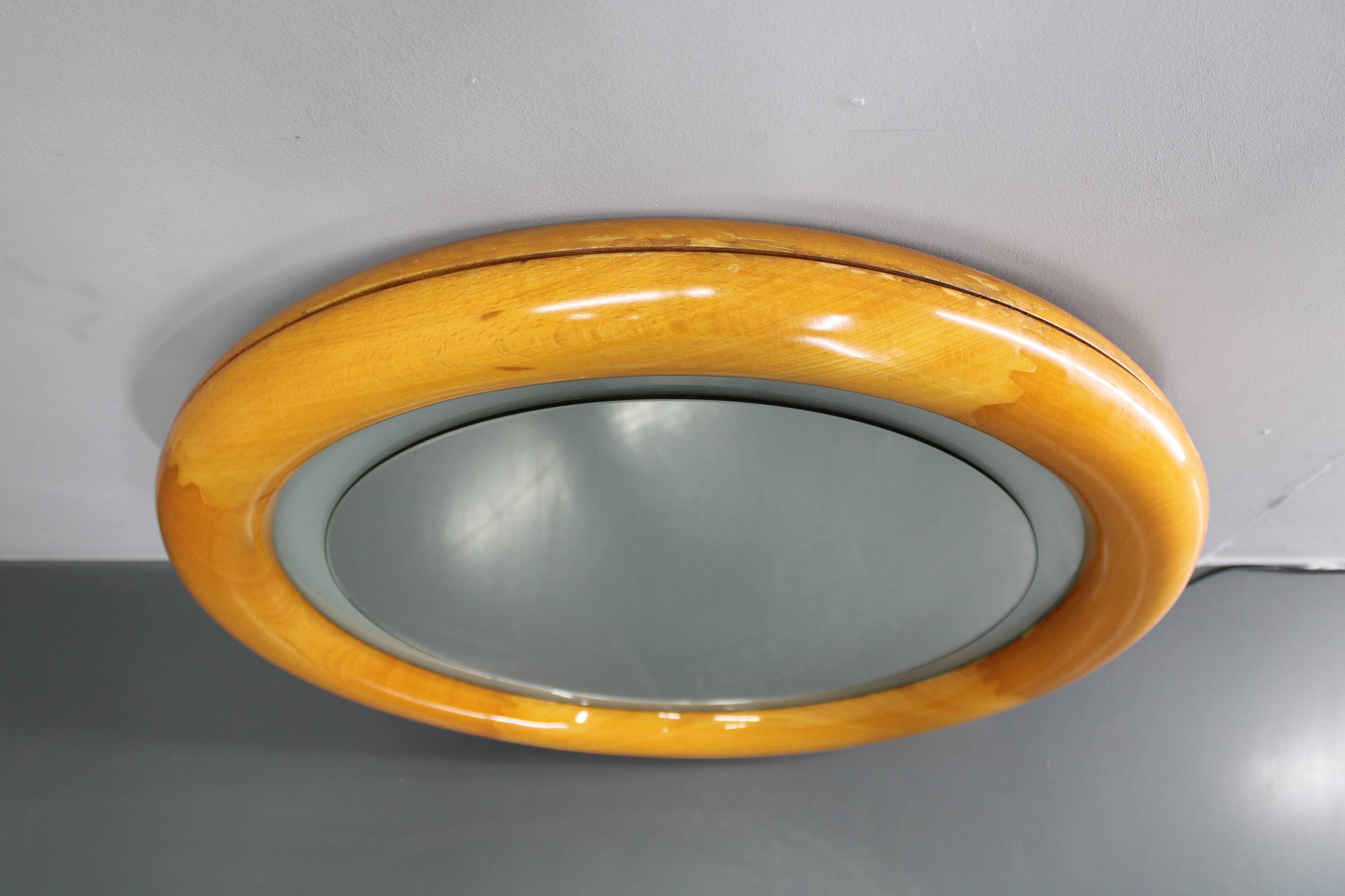 1970s Italian Round Mirror in Wooden Frame with Light