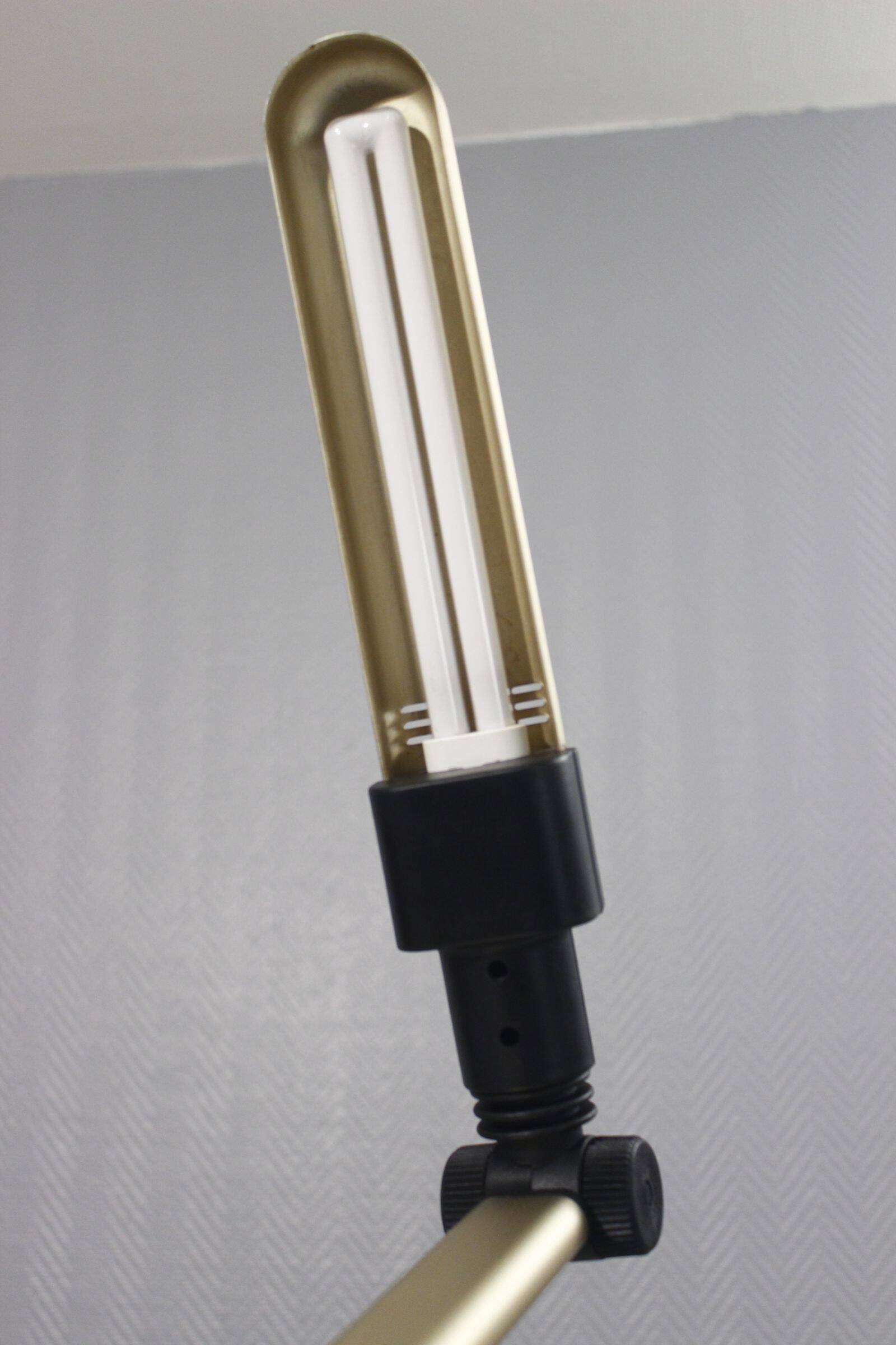 Fulvio BATTAGLIA & Mazda articulated lamp "Bur'o" post-modern design 1980s