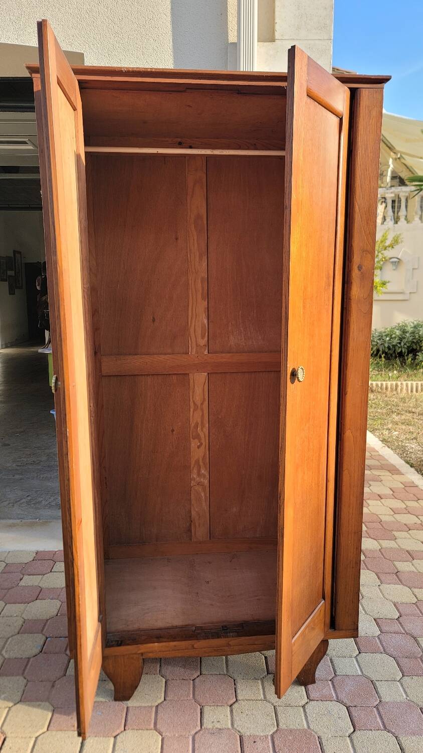 Vintage Parisian wardrobe