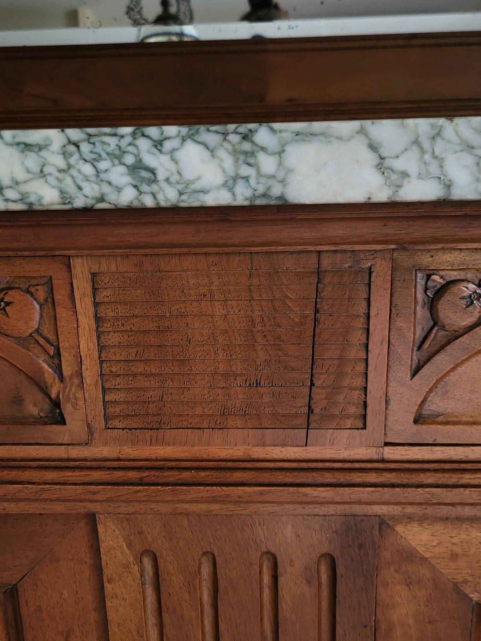 Grand buffet two-body from the 1910s - Solid wood, marble & bevelled mirror.