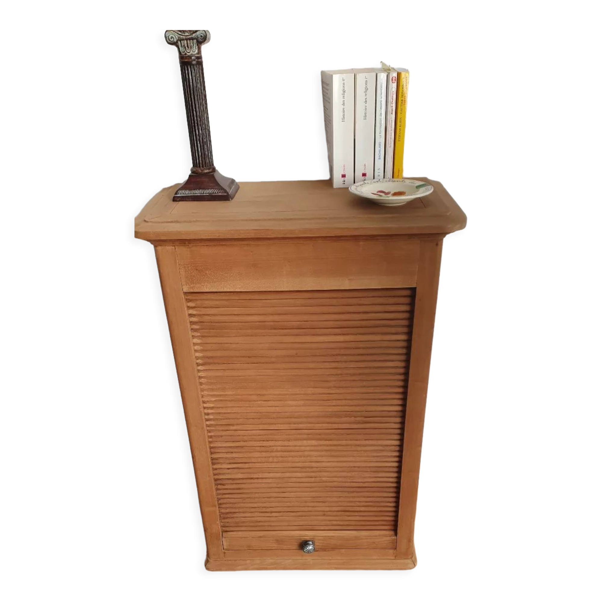 Wooden curtain cabinet