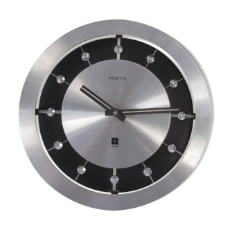 Wall clock 70