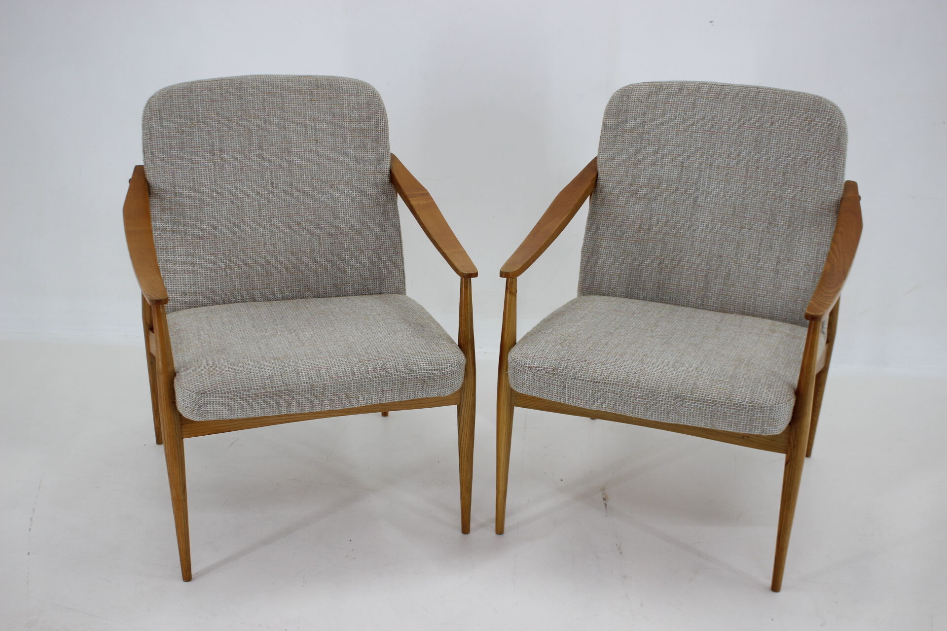 Paire de fauteuils en hêtre, Tchécoslovaquie, 1970