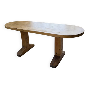 Table ovale pin brutaliste