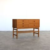 vintage chest of drawers | hall closet | cupboard | 60s