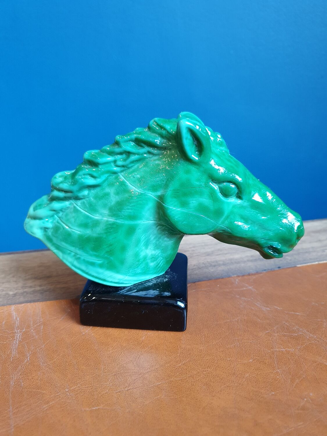 Office paperweight horse head on green base equestrian collection