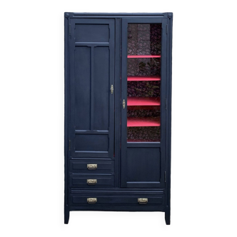 Parisian glazed hotel wardrobe 1930
