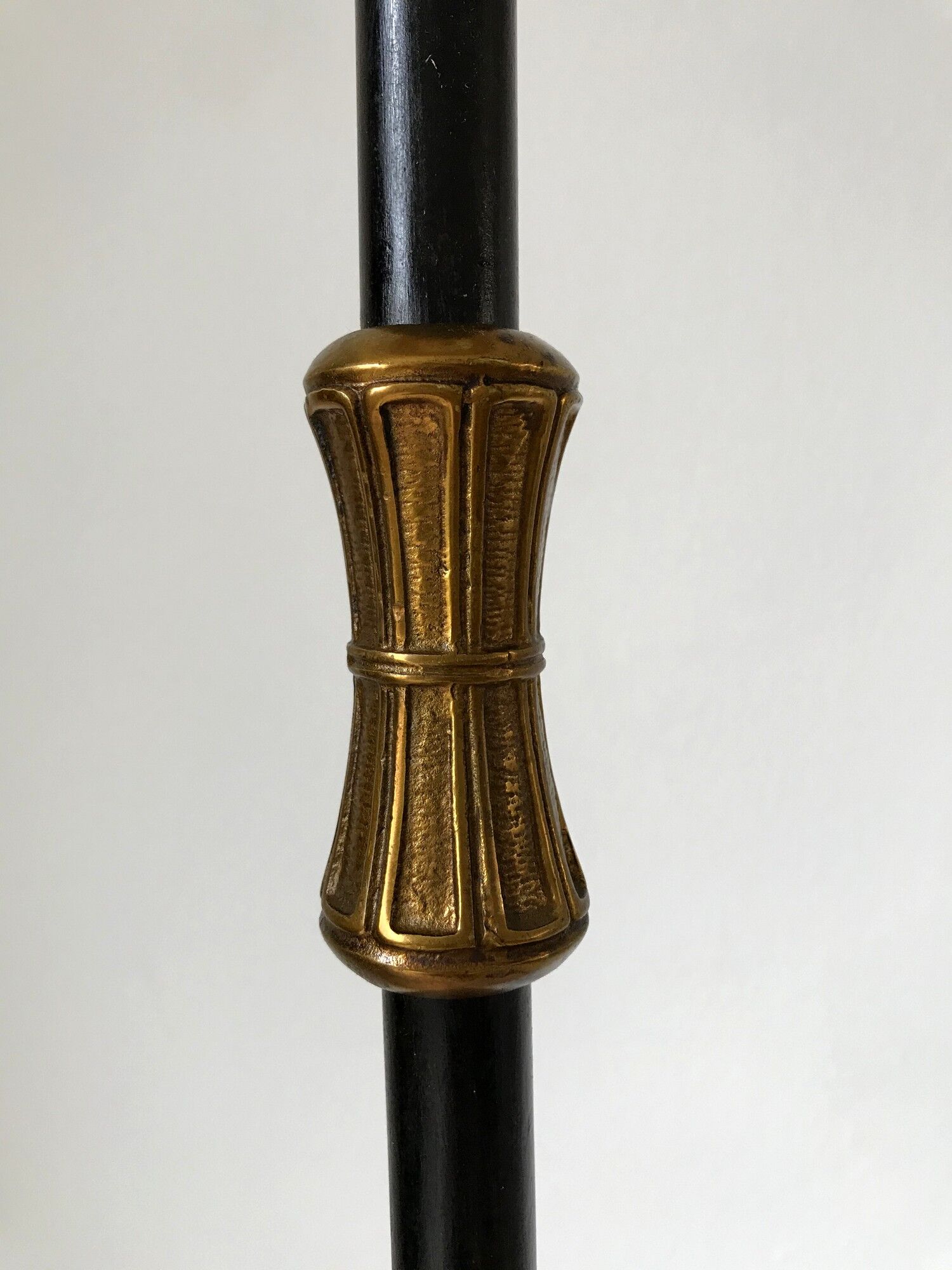 Lampadaire vintage en fer forgé et bronze années 50