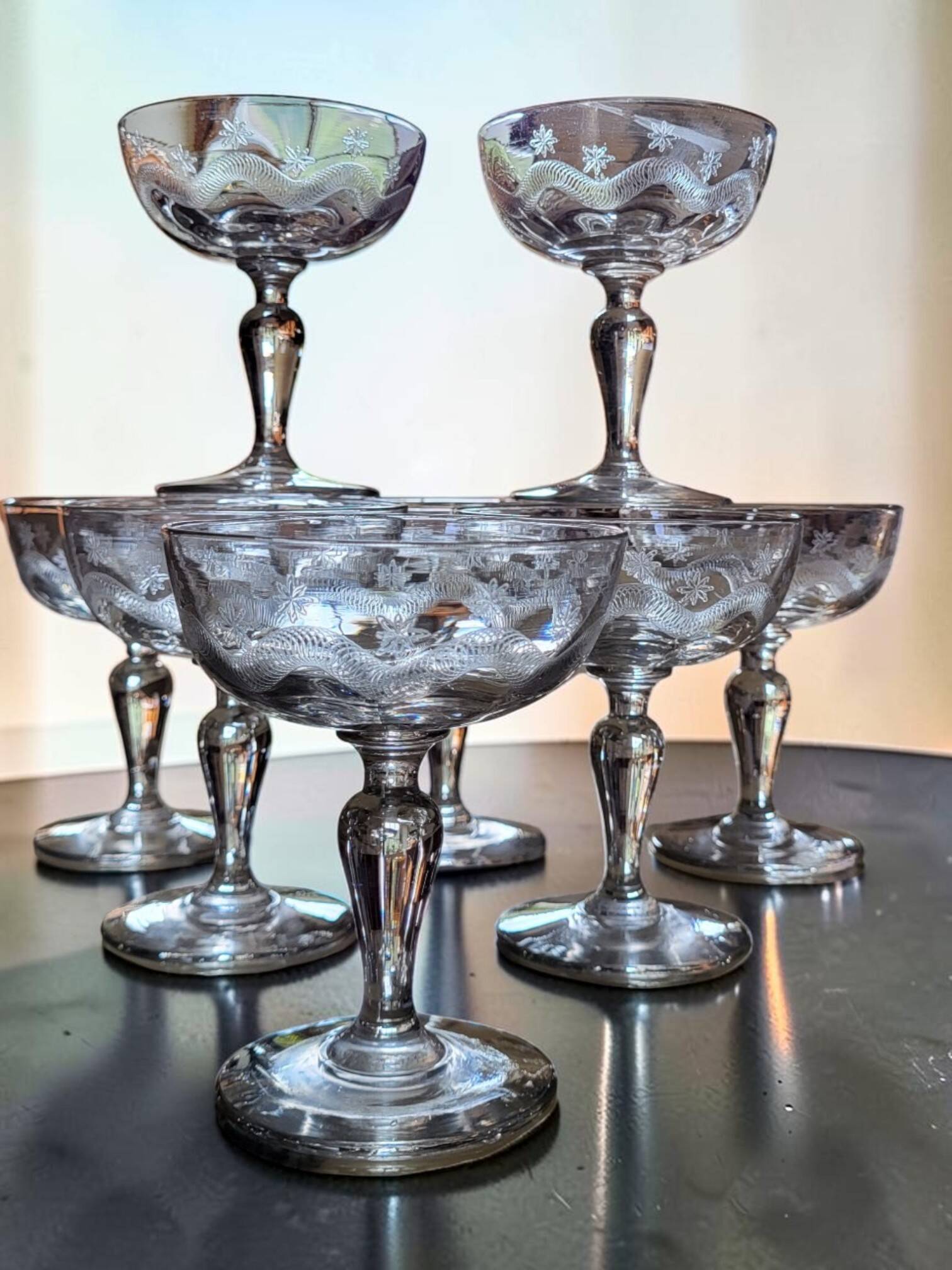8 engraved glass champagne coupes from Meisenthal, Art Deco