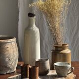 White English liqueur bottle with brown cap H27.5