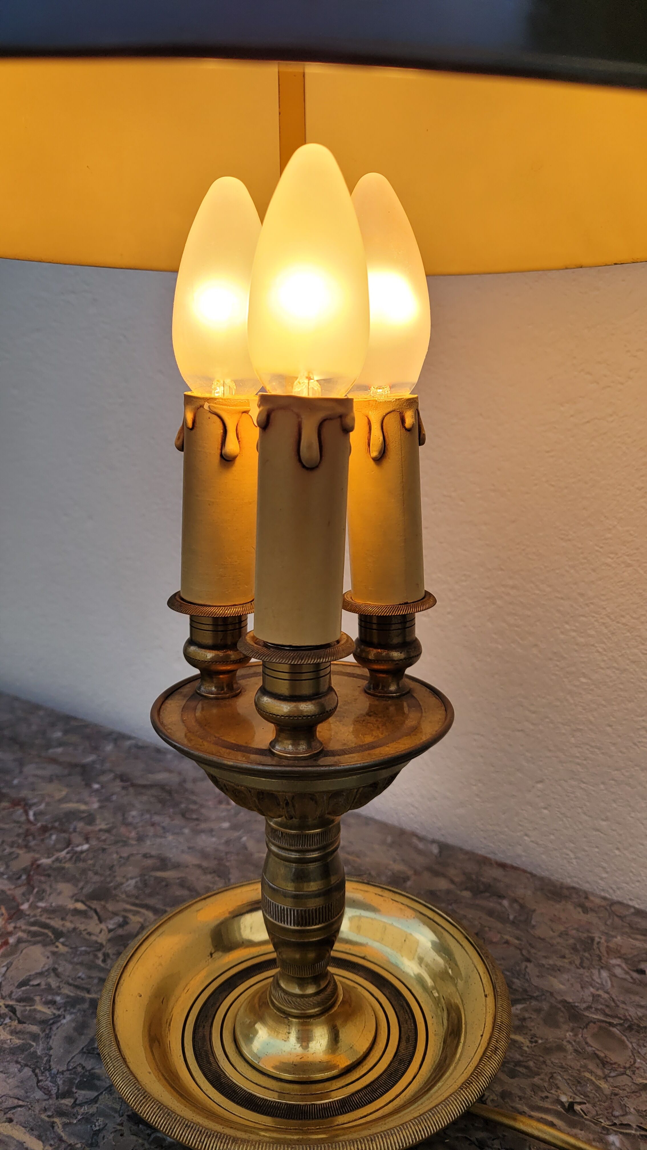 Lampe bouillotte style empire en bronze