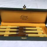 Set of 6 knives in their box