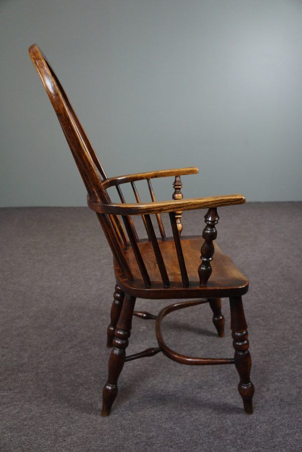 Antique English Windsor chair, high backrest, 18th century