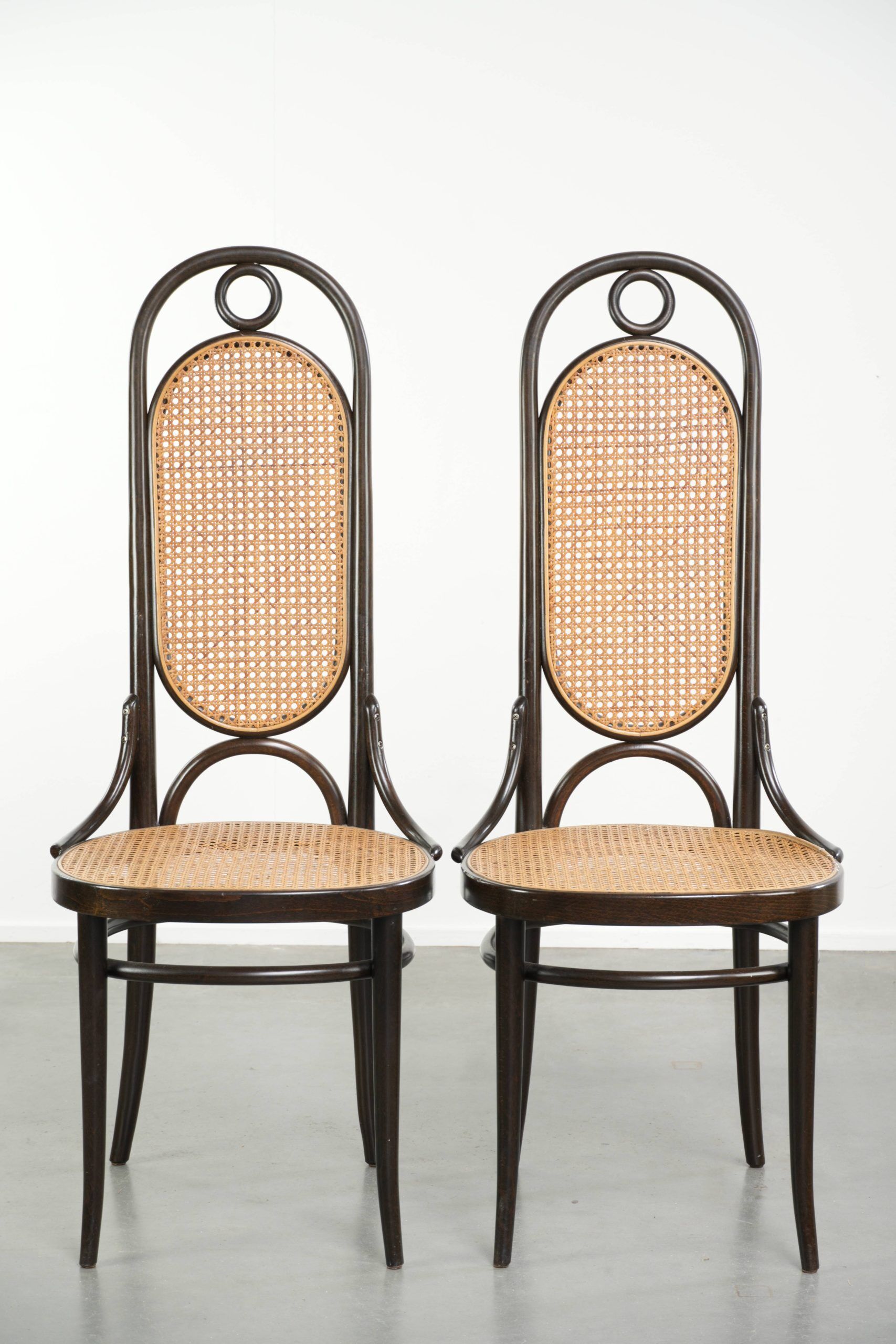 Set of 6 original vintage Thonet long John design diningchairs with webbing