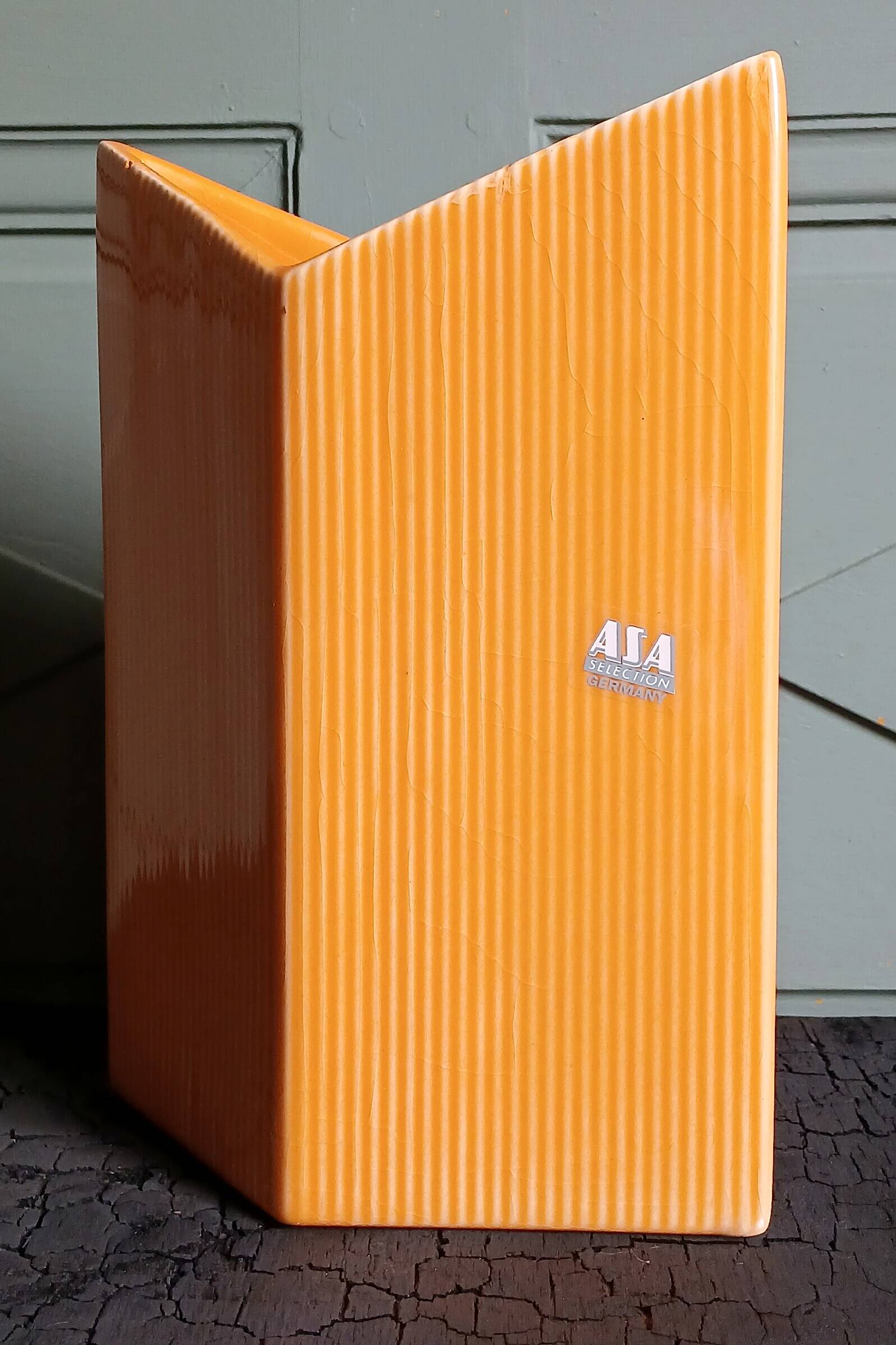 Memphis Asa vase style, Germany around 1980