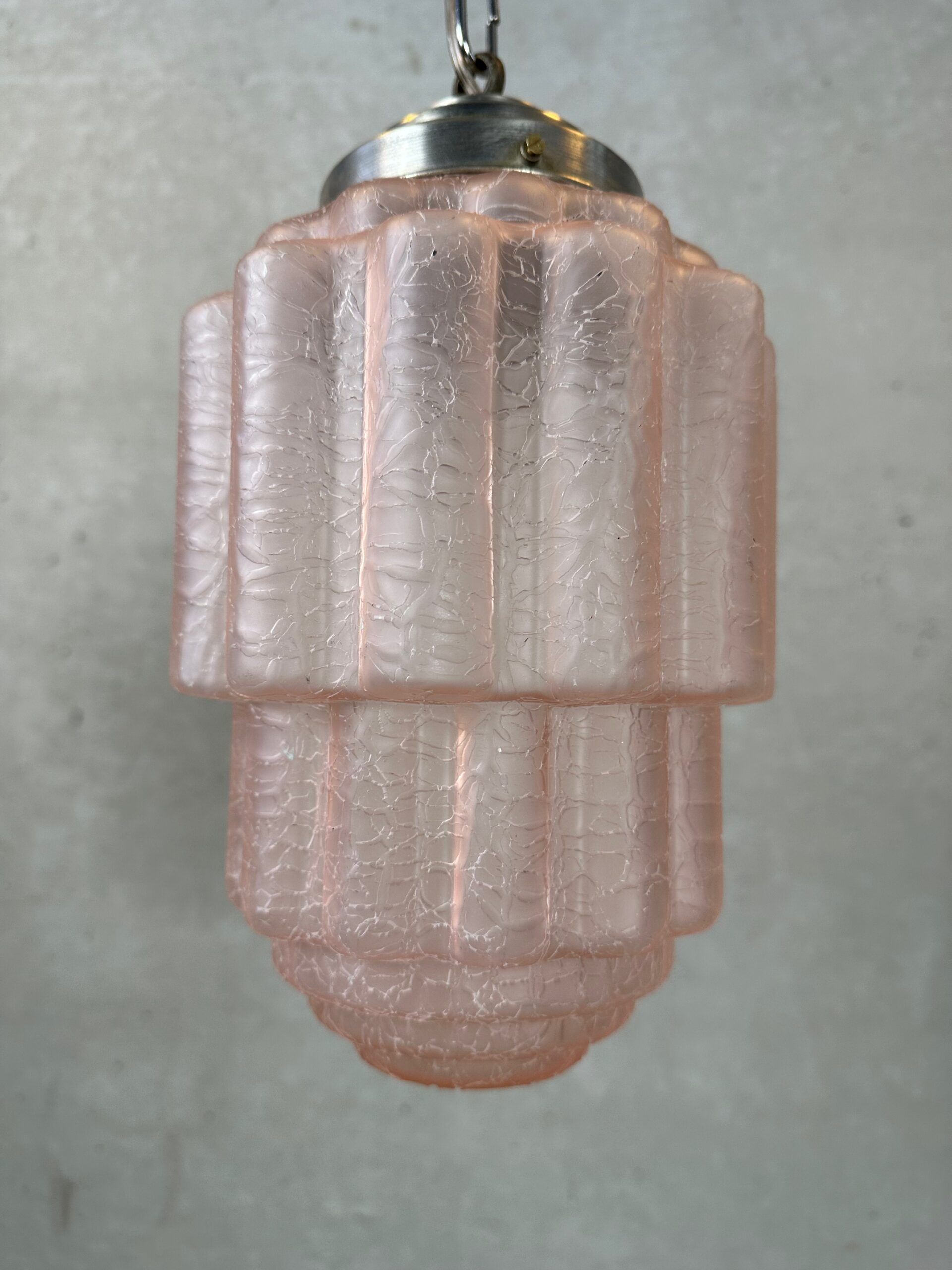 Art Deco Skyscraper – Pink crackled glass