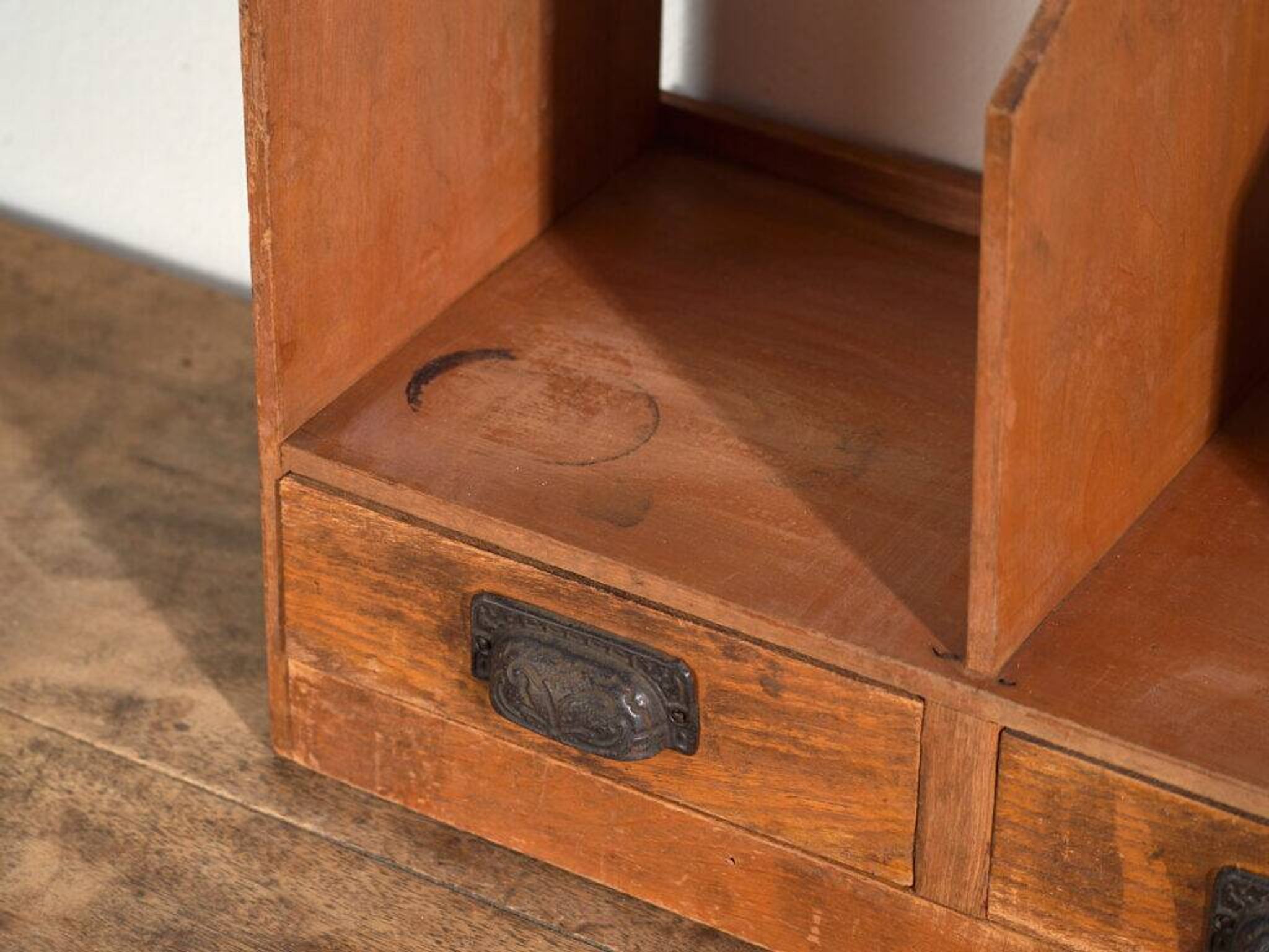 Antique Japanese organiser with compartments and drawers – Japan, circa 1930