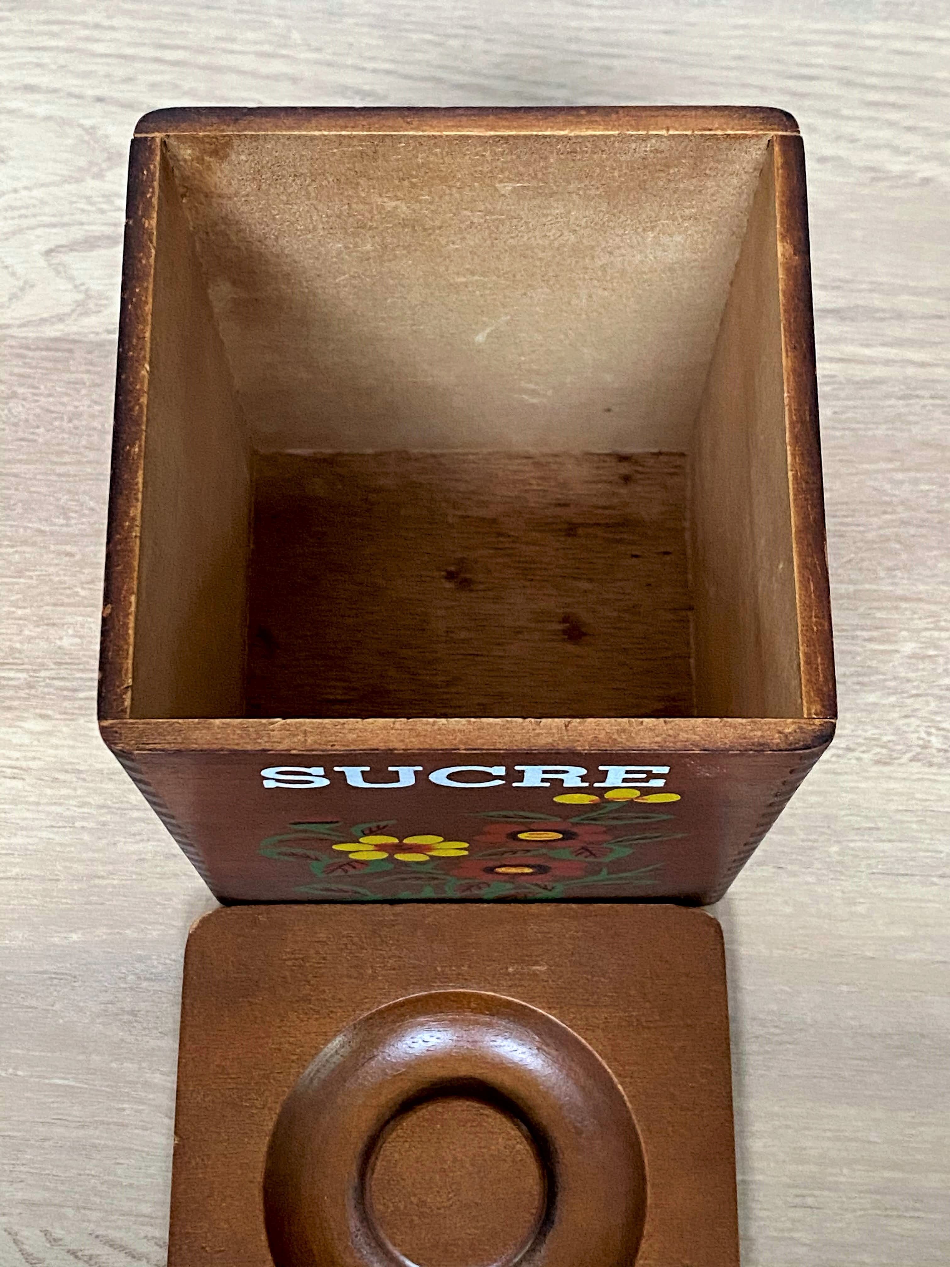 Série de 4 pots à épices en bois