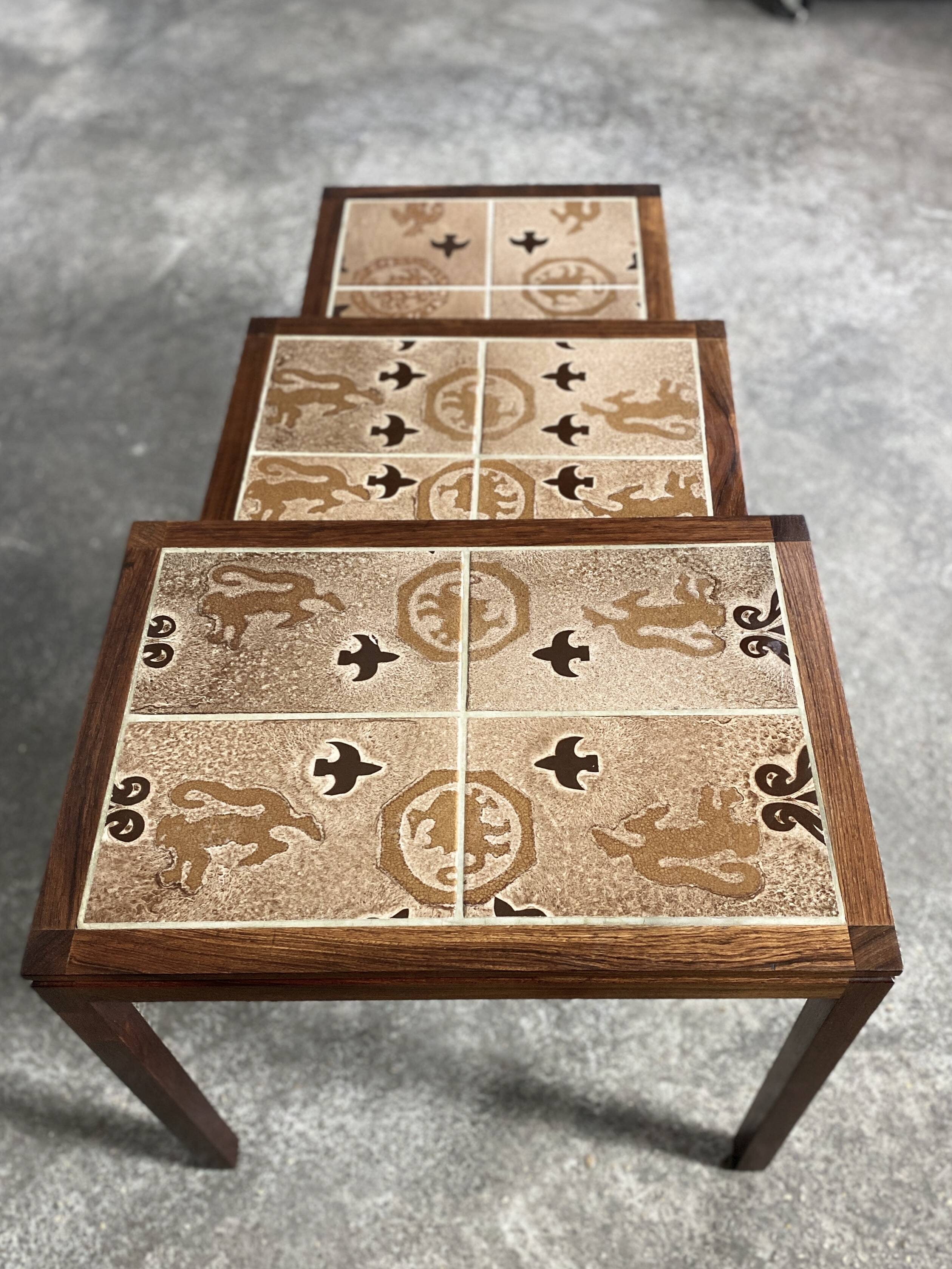 Danish nesting tables in rosewood and ceramic by Willy Ryomgard, Mo.