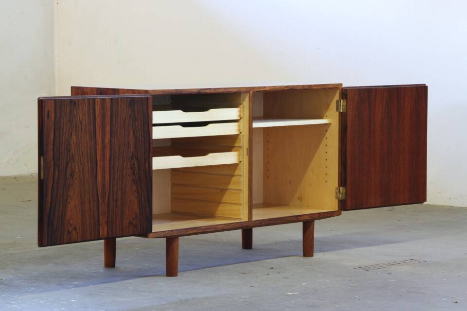 Pair of Vintage Danish Rosewood Sideboards by Poul Hundevad - Hundevad & Co.