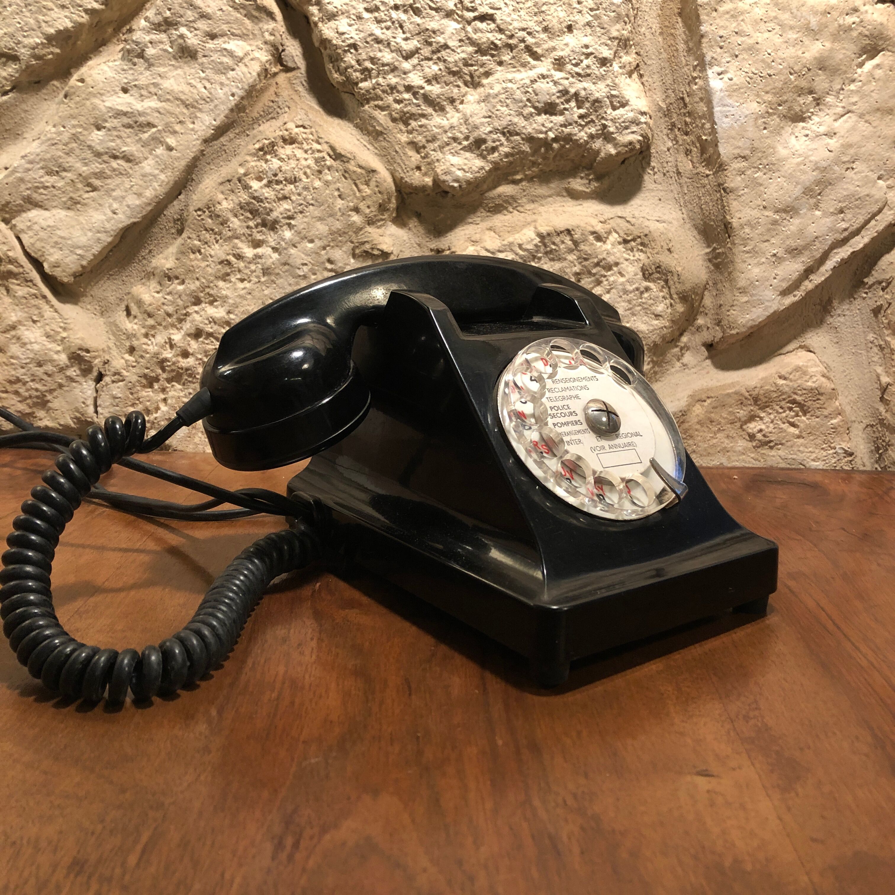 Bakelite phone