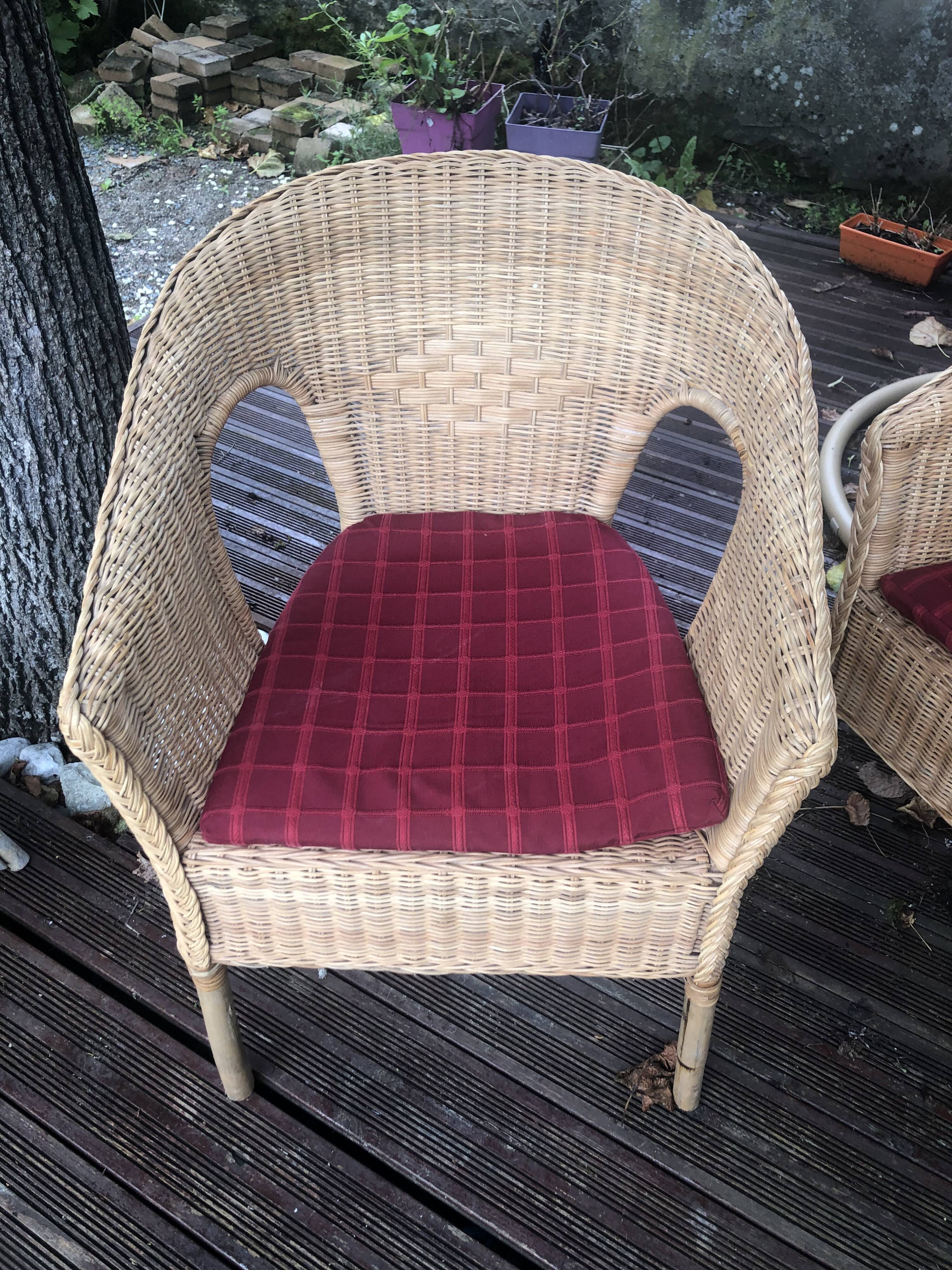 Pair of wicker armchairs