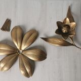 Brass ashtray fleur de lys with petals