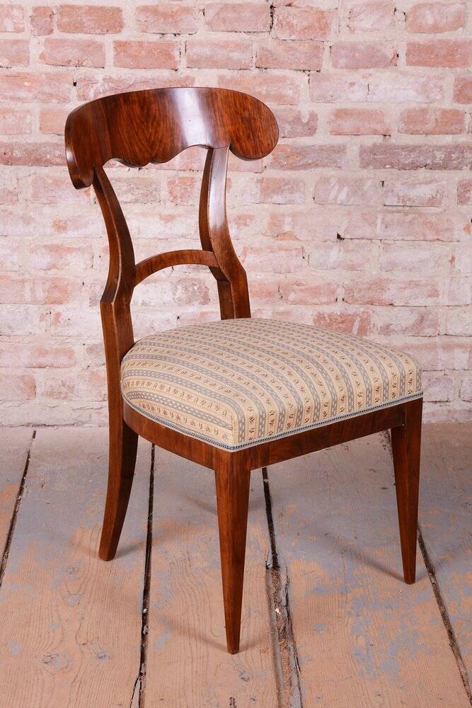 Chaises Biedermeier en noyer, tchèque, années 1830, ensemble de 4