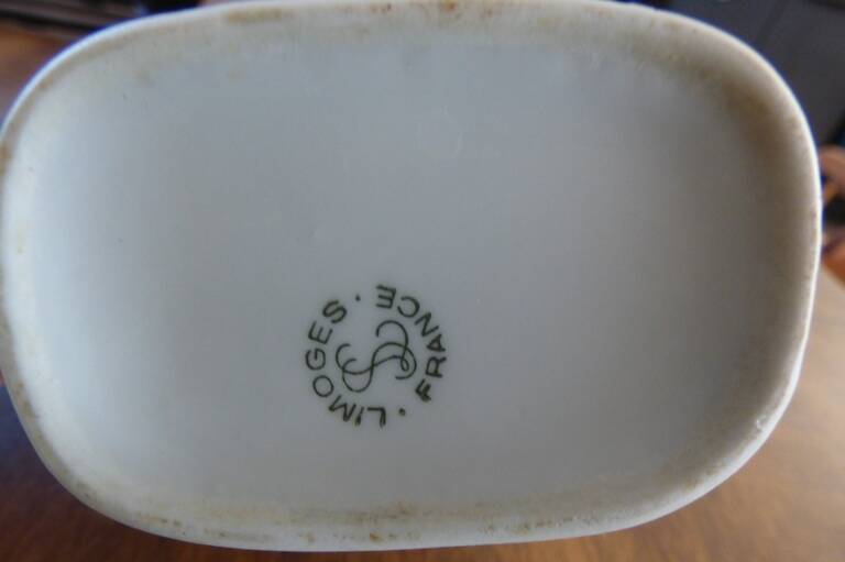 Pot à lait en porcelaine de Limgoes