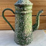Old enamelled coffee maker