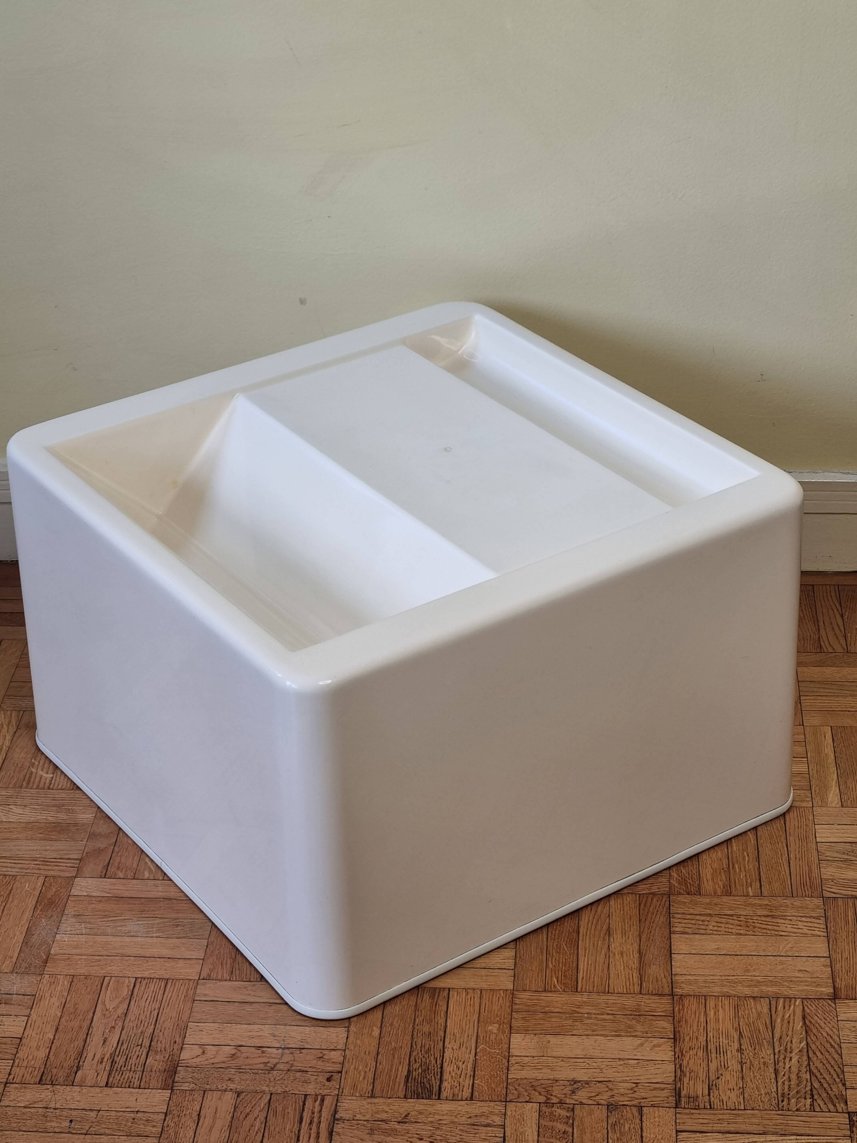 Side table with fiberglass storage Berthier style, 1970s, 50 cm