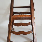 Children's armchair in solid wood with its mulched seat