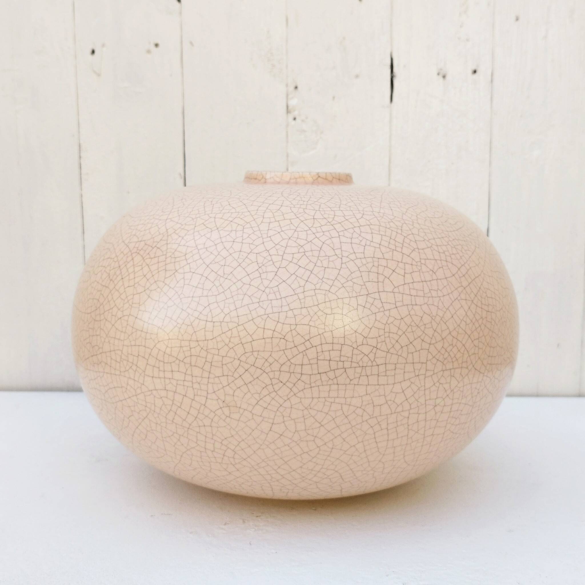 Large cracked ceramic ball vase Saint-Clément