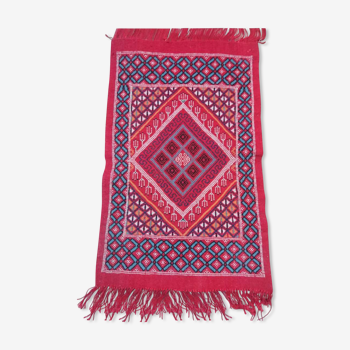 Red descent Berber carpet bed 100 x 62 cm