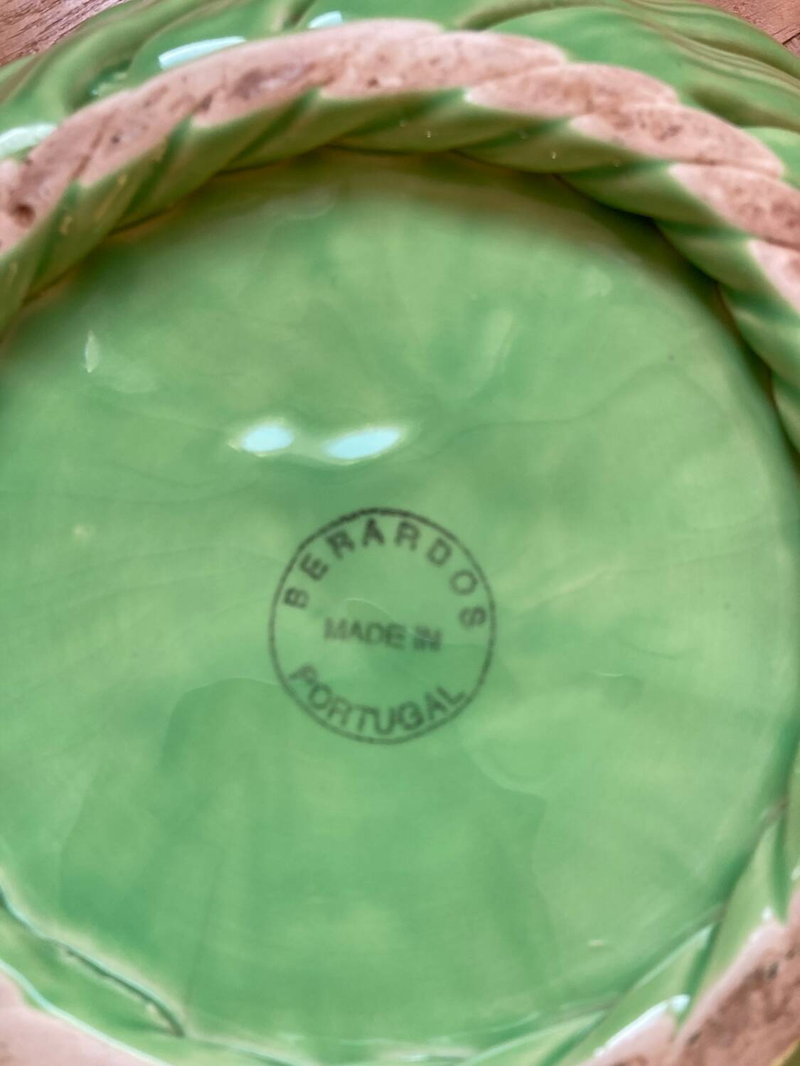 Green woven ceramic basket