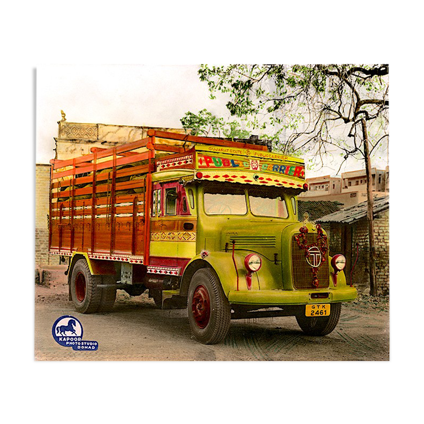 Tata truck Rajasthan vers 1950, aered colorful photography
