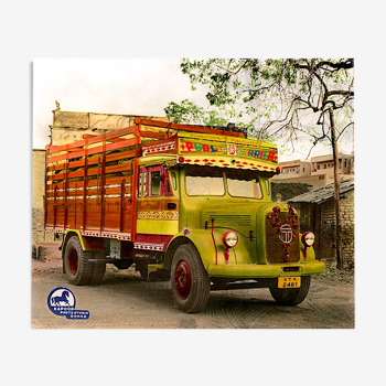 Tata truck Rajasthan vers 1950, aered colorful photography