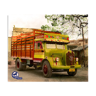 Tata truck Rajasthan vers 1950, photographie ancienne colorée