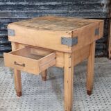 Vintage chopping block butcher table kitchen island