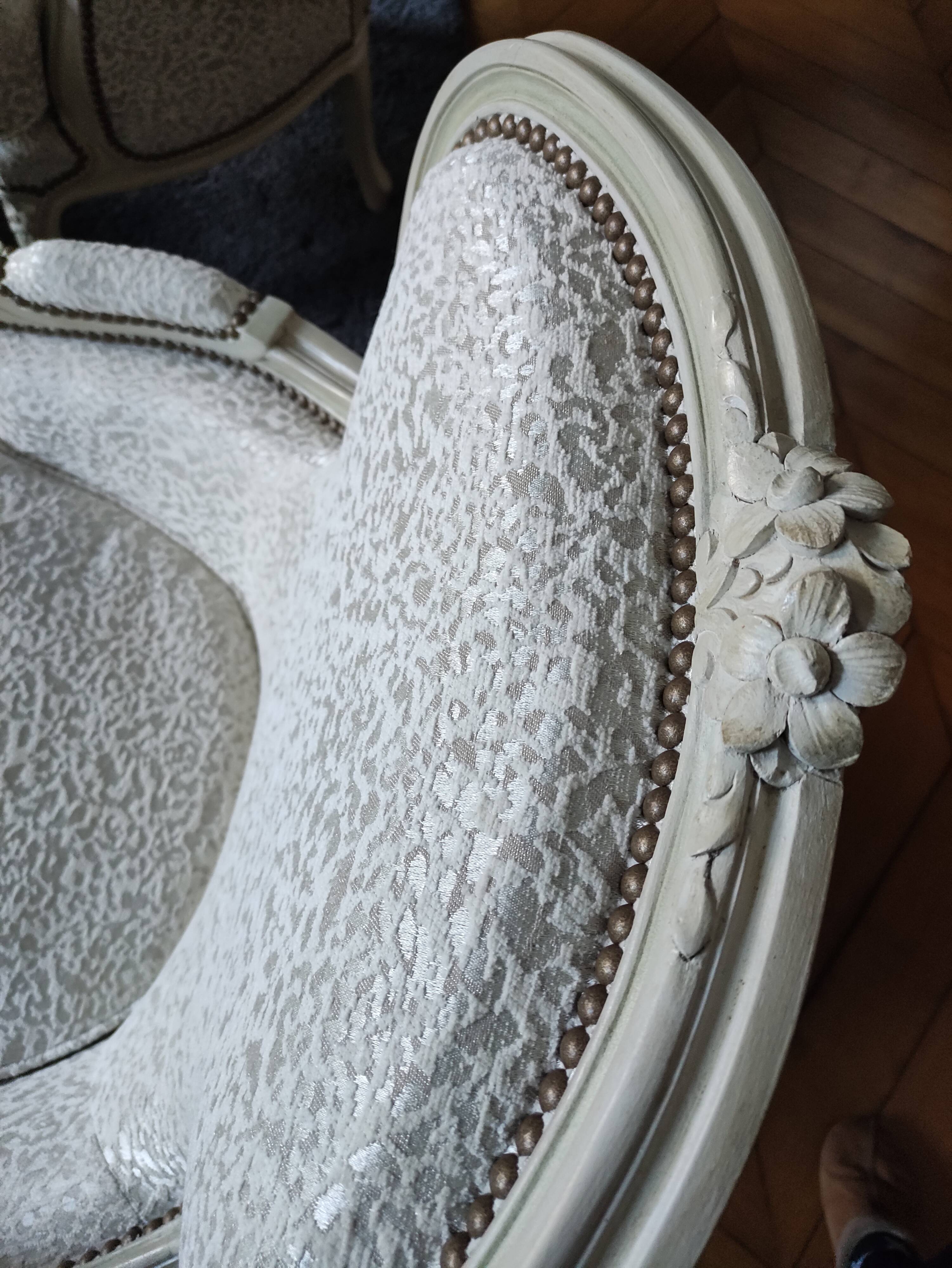 Pair of louis xv shepherdesses