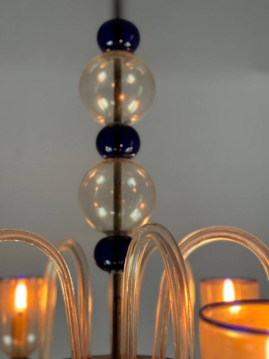 Venetian chandelier in gold and dark blue Murano glass, 5 light arms, circa 1960