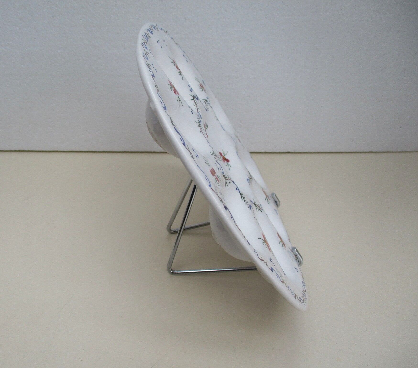 Ceramic egg dish