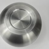 Pear-shaped ice bucket.