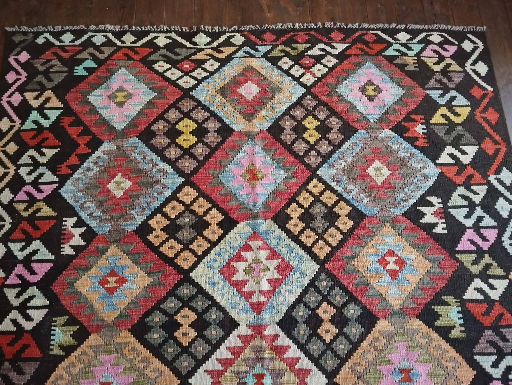 Kilim Persan Qashqaï fait main 260x184cm