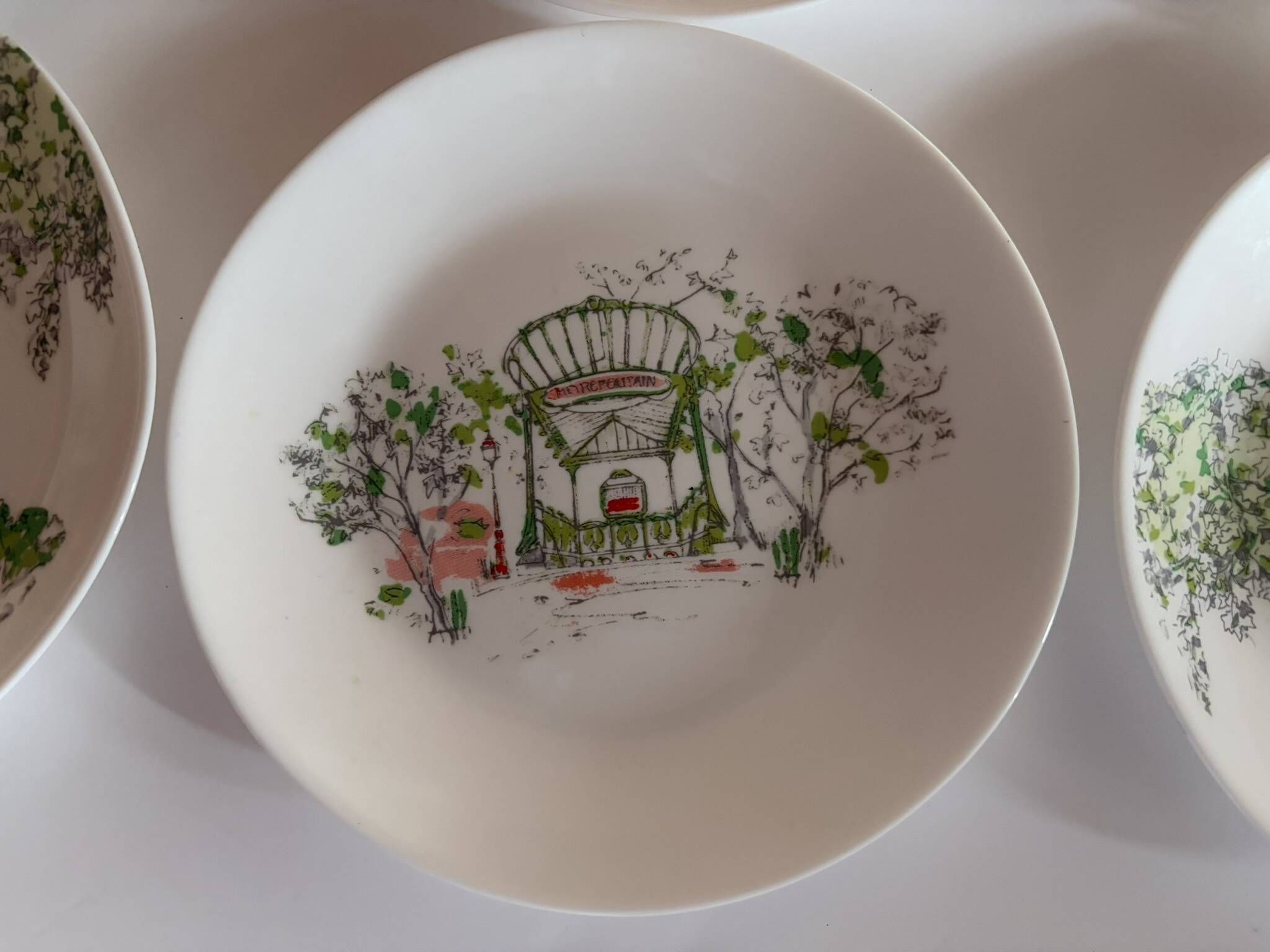 Set of 6 Françoise Saget plates "Stroll in Paris"