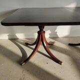 English dining room table in mahogany veneer late nineteenth with two extensions (from 1m80 to 2m80)