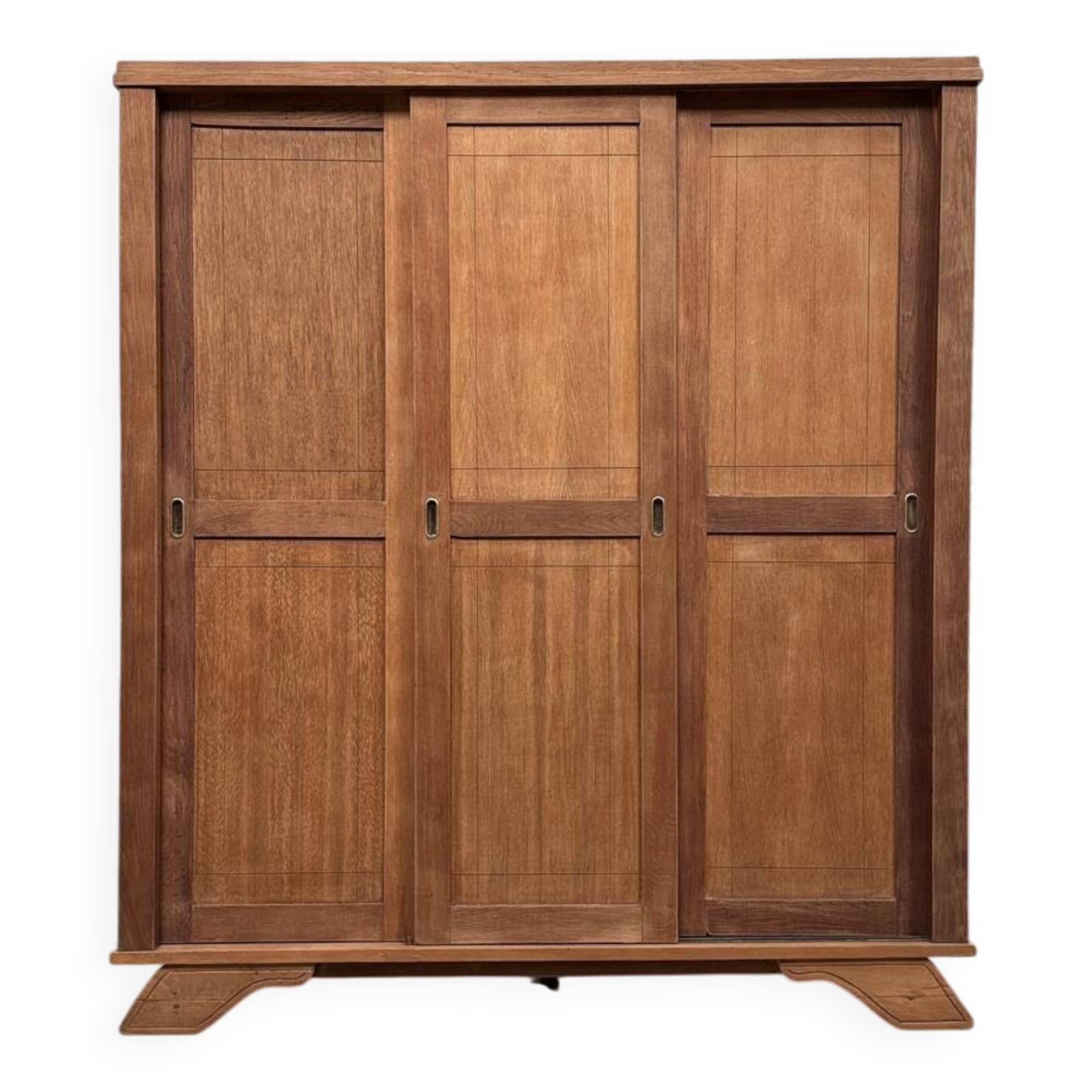 Parisian wardrobe with sliding doors (renovated)