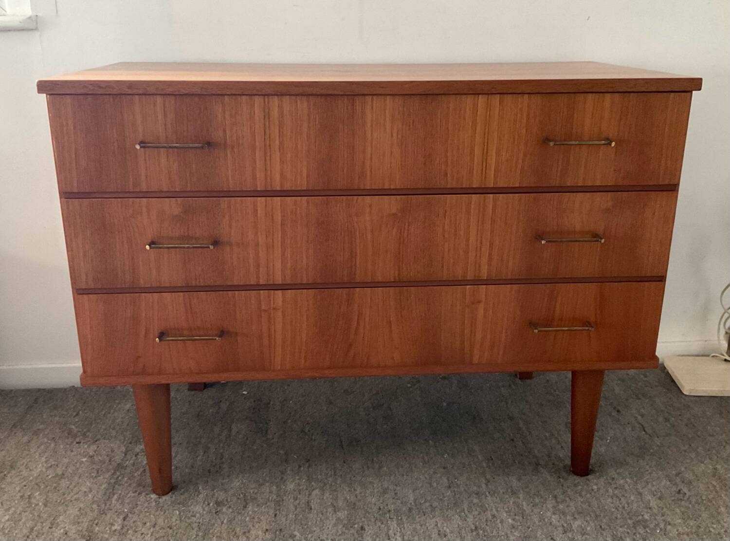 Commode scandinave en teck années 60-70