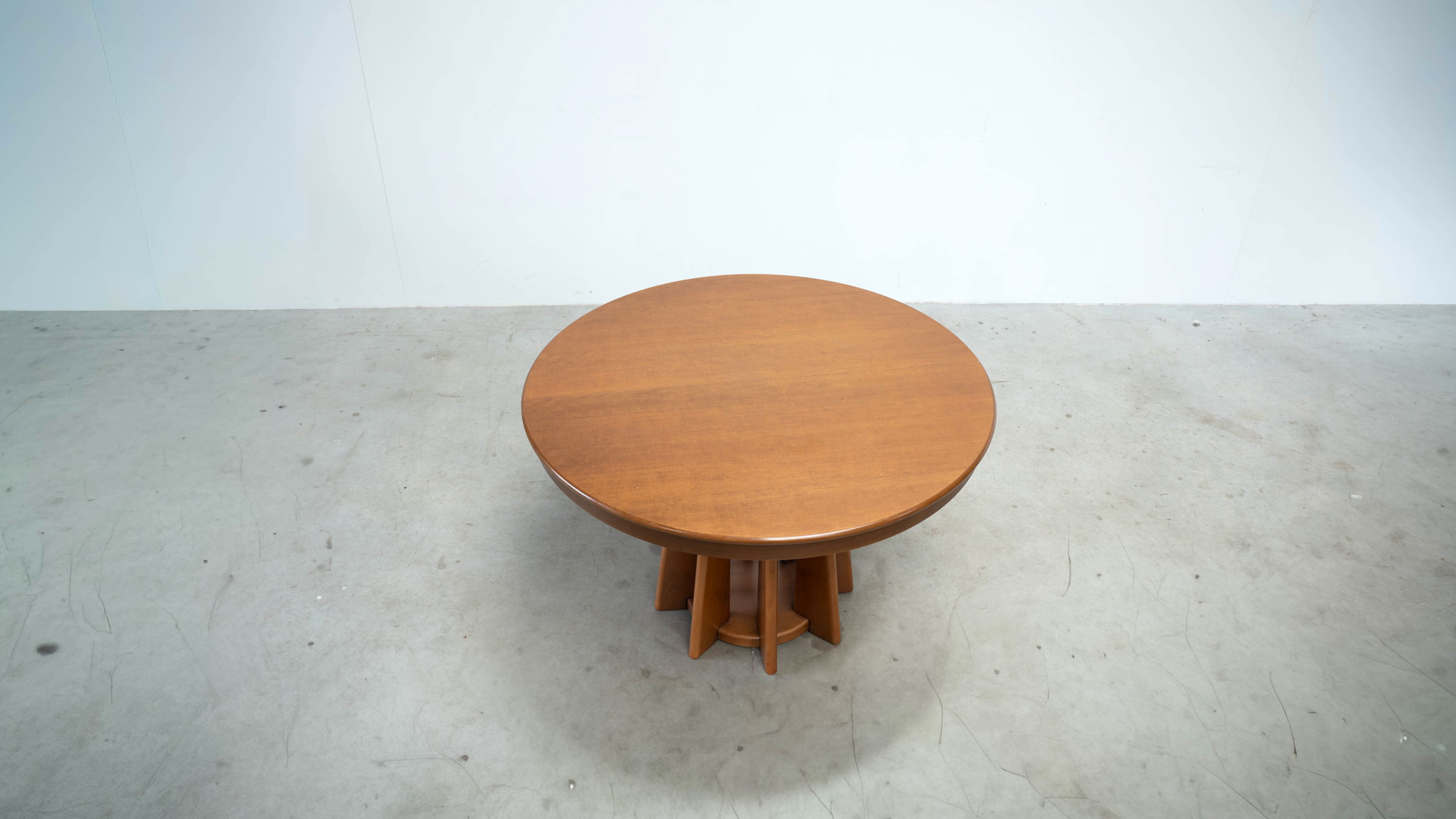 Table à manger sculpturale italienne